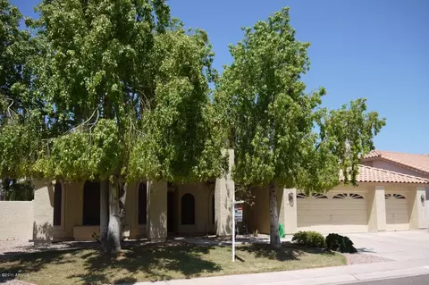1038 W Iris Dr, Gilbert, AZ 85233 photo 1