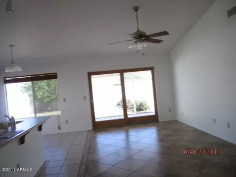 6462 E Rochelle St, Mesa, AZ 85215 photo 4