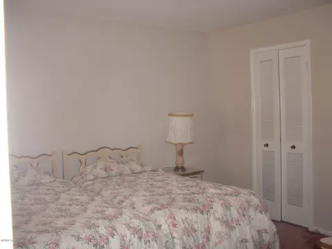 5339 E Lindstrom Ln, Mesa, AZ 85215 photo 8