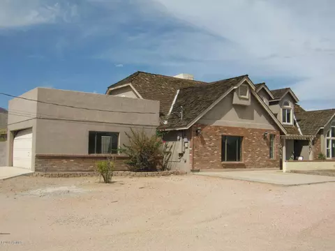 8242 E Mcdowell Rd, Mesa, AZ 85207 photo 1