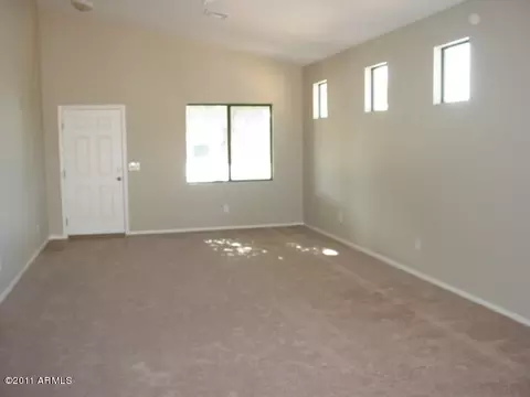 6009 S 25th Dr, Phoenix, AZ 85041 photo 4