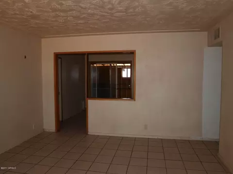 2835 E Polk St, Phoenix, AZ 85008 photo 2