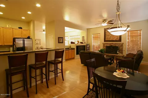 2004 E Valencia Dr, Phoenix, AZ 85042 photo 2