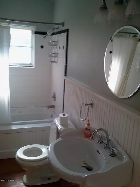 1502 E Cheery Lynn Rd, Phoenix, AZ 85014 photo 4