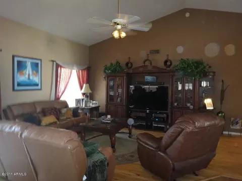 4213 E Cathedral Rock Dr, Phoenix, AZ 85044 photo 11