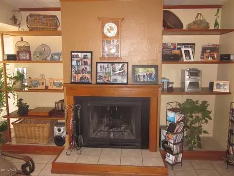 2525 E Geneva Dr, Tempe, AZ 85282 photo 3