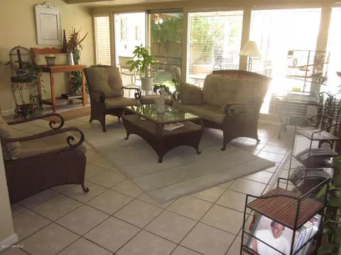 2525 E Geneva Dr, Tempe, AZ 85282 photo 1