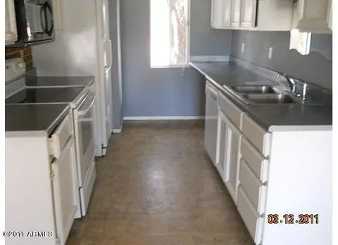 3939 E Wethersfield Rd, Phoenix, AZ 85032 photo 2