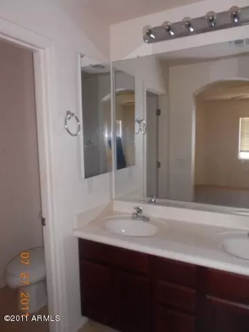 4756 E Laurel Ave, Gilbert, AZ 85234 photo 7
