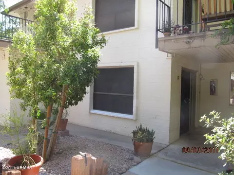 4111 E Camelback Rd #17, Phoenix, AZ 85018 photo 1