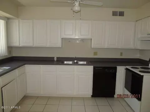4111 E Camelback Rd #17, Phoenix, AZ 85018 photo 5