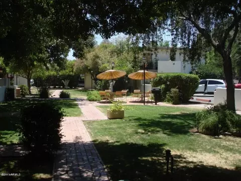 4111 E Camelback Rd #17, Phoenix, AZ 85018 photo 11