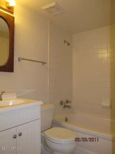 4111 E Camelback Rd #17, Phoenix, AZ 85018 photo 6