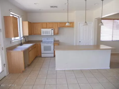 3350 E Powell Way, Gilbert, AZ 85298 photo 2