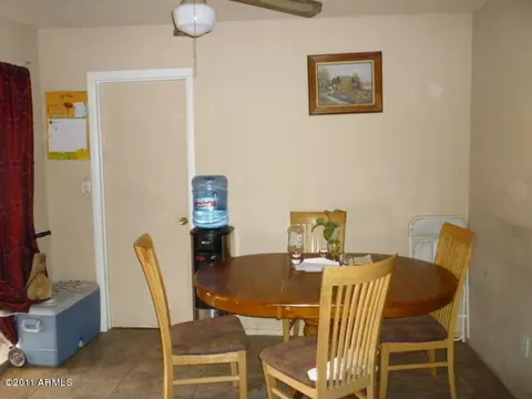 3213 N 64th Dr, Phoenix, AZ 85033 photo 9