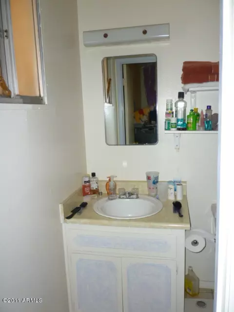 3213 N 64th Dr, Phoenix, AZ 85033 photo 11