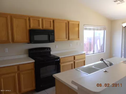 654 S Lanus Dr, Gilbert, AZ 85296 photo 10