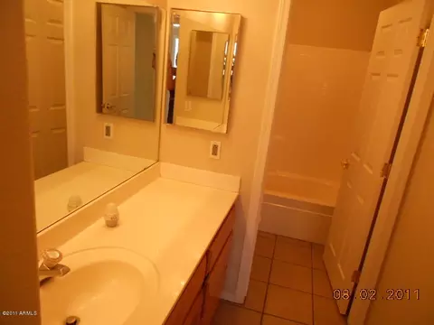 654 S Lanus Dr, Gilbert, AZ 85296 photo 4