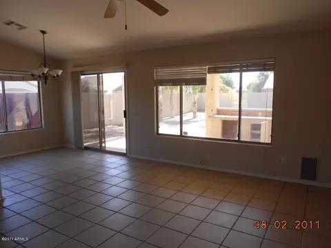 654 S Lanus Dr, Gilbert, AZ 85296 photo 11