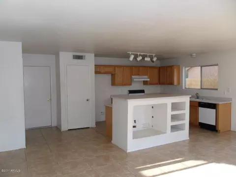 1814 E Darrel Rd, Phoenix, AZ 85042 photo 9