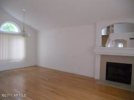 1408 Encinas Ave, Gilbert, AZ 85234 photo 2