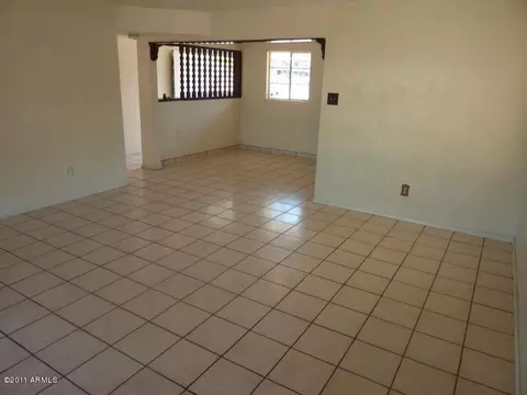 3048 E Avalon Dr, Phoenix, AZ 85016 photo 6
