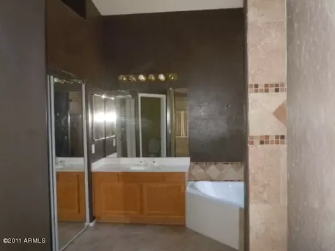 133 W Baylor Ln, Gilbert, AZ 85233 photo 10
