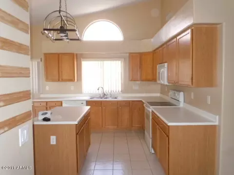 133 W Baylor Ln, Gilbert, AZ 85233 photo 4