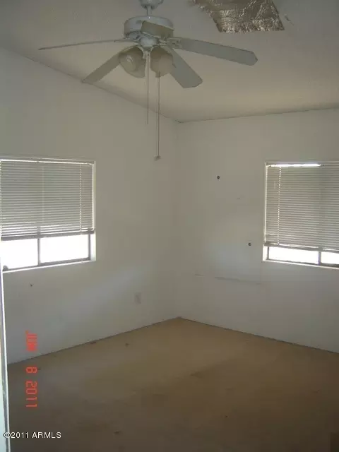 2942 E Oraibi Dr, Phoenix, AZ 85050 photo 5