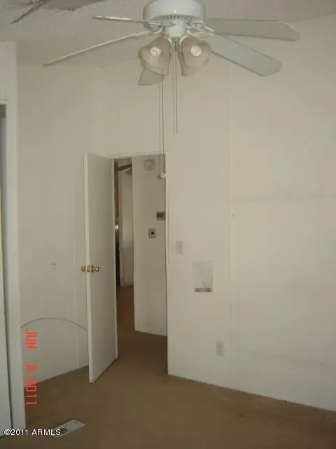 2942 E Oraibi Dr, Phoenix, AZ 85050 photo 6