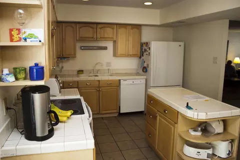 1320 E Redfield Rd, Tempe, AZ 85283 photo 8