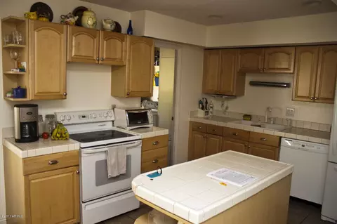 1320 E Redfield Rd, Tempe, AZ 85283 photo 7