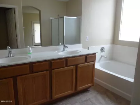 3083 E Country Shadows St, Gilbert, AZ 85298 photo 11