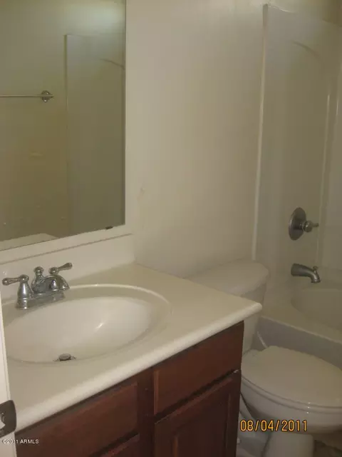 2237 E Pecan Rd, Phoenix, AZ 85040 photo 8