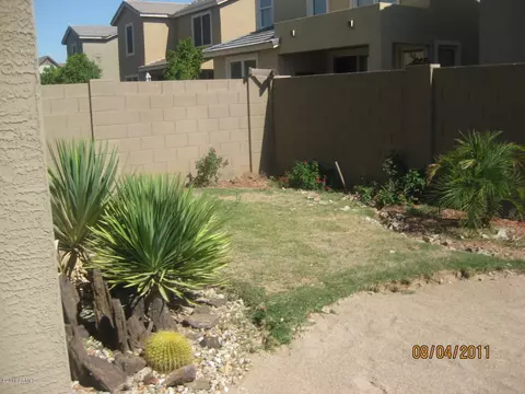 2237 E Pecan Rd, Phoenix, AZ 85040 photo 11
