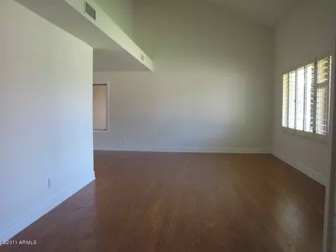 217 E Glenn Dr, Phoenix, AZ 85020 photo 10