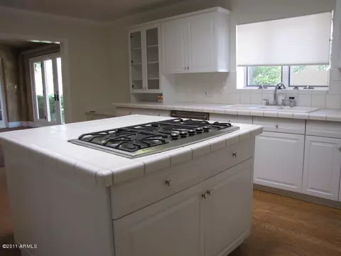 217 E Glenn Dr, Phoenix, AZ 85020 photo 17