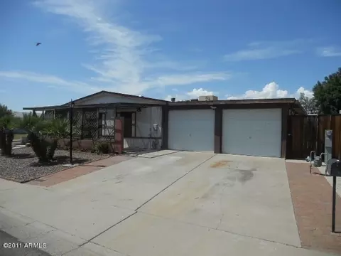 2902 E Tonto Ln, Phoenix, AZ 85050 photo 2