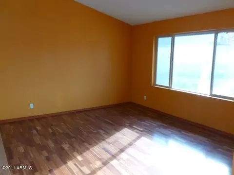 952 E Inca St, Mesa, AZ 85203 photo 2