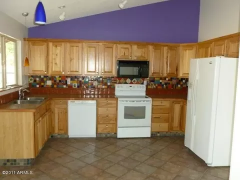 952 E Inca St, Mesa, AZ 85203 photo 4