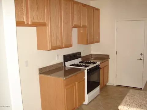 3936 E Branham Ln, Phoenix, AZ 85042 photo 13