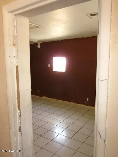 3343 W Camelback Rd, Phoenix, AZ 85017 photo 8