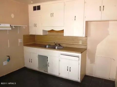 3343 W Camelback Rd, Phoenix, AZ 85017 photo 6