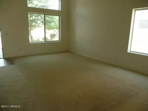 6227 S 19th Dr, Phoenix, AZ 85041 photo 4