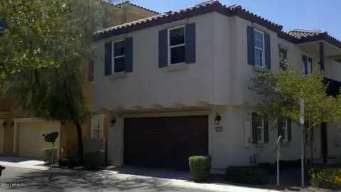 2776 S Alpine Dr, Gilbert, AZ 85295 photo 1