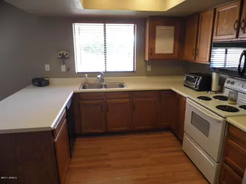 3453 E Grovers Ave, Phoenix, AZ 85032 photo 5