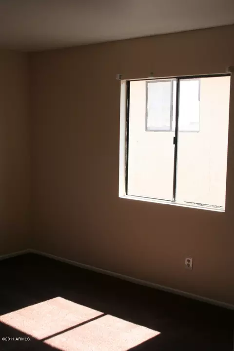 2223 W Dora St, Mesa, AZ 85201 photo 2