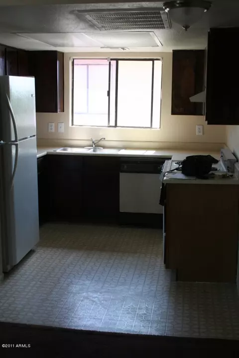 2223 W Dora St, Mesa, AZ 85201 photo 6