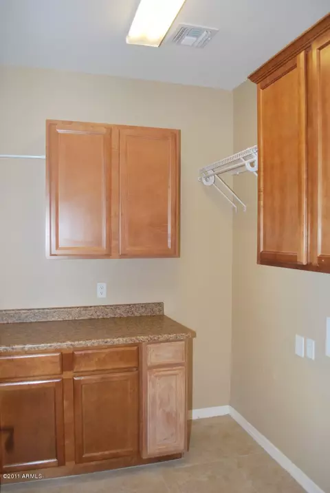3825 E Patrick Ln, Phoenix, AZ 85050 photo 16