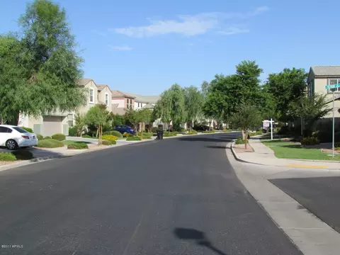 4292 E Milky Way, Gilbert, AZ 85295 photo 2